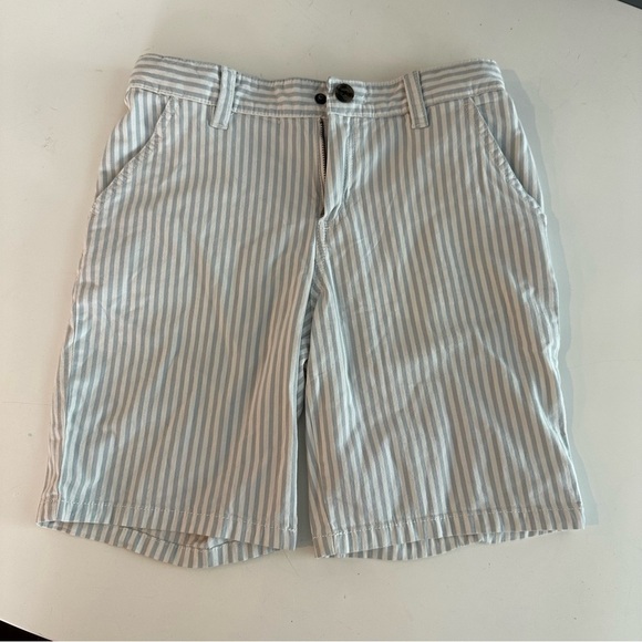 Cat & Jack Gray and White Flat Front Shorts - Picture 1 of 3